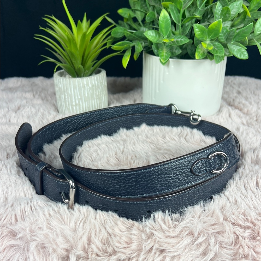 Coach Navy Pebbled Leather Replacement Strap - EUC - Adjustable Buckle & D Ring